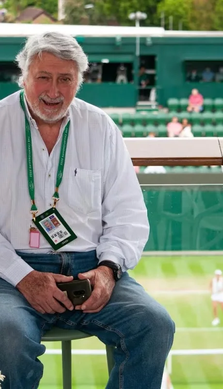 Salata, es un especialista en Tenis