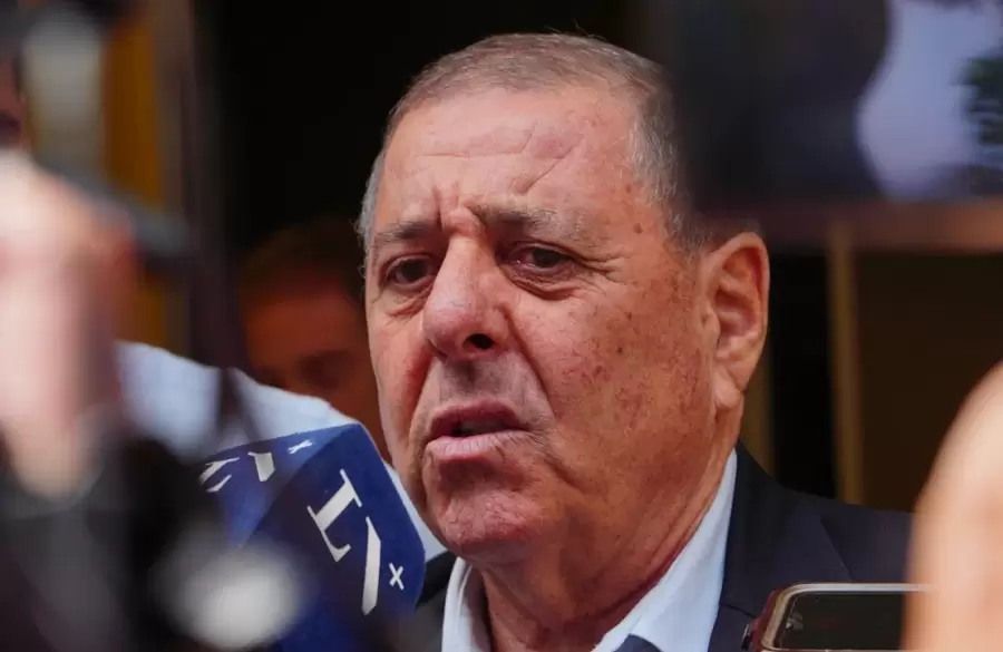 El senador Alfredo De Angeli