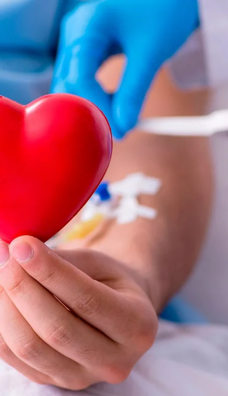 La lista de espera es larga, y a veces va por prioridad o por tema de compatibilidad.