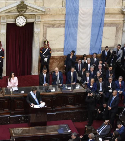 La ceremonia institucional de todos los años