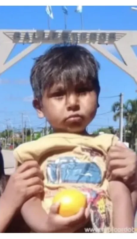 Lian Gael Flores tiene 3 años. Desapareció el 22 de febrero de 2025.