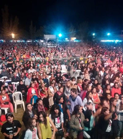 El festival del Cosechador concita la atención de gran cantidad de público.