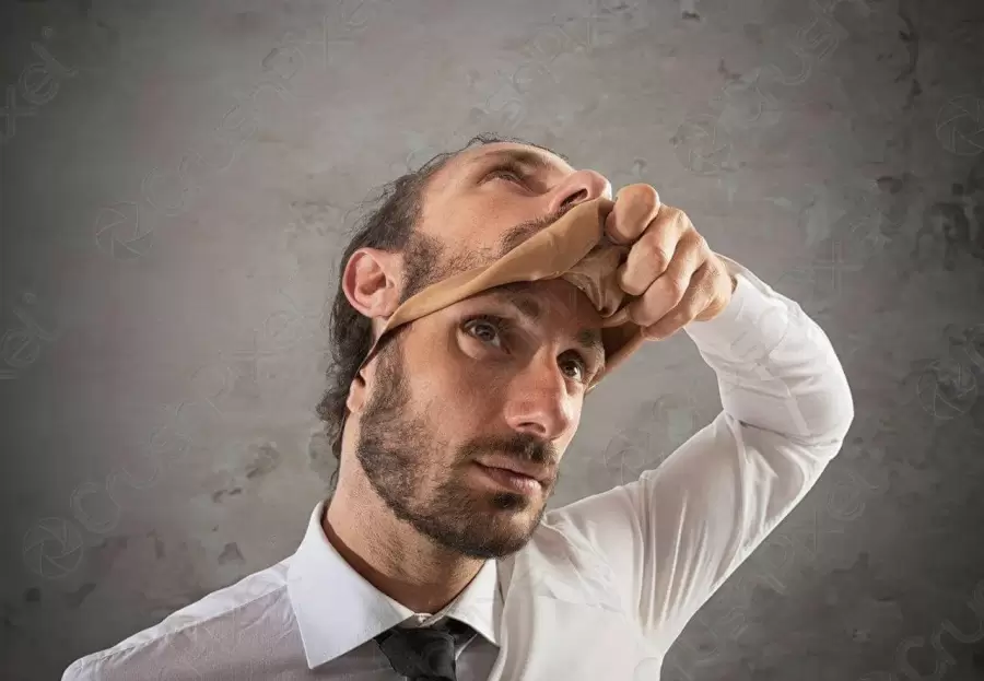 Frases hipócritas: a los mensajeros se les acabó la fiesta.