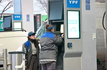 Aumenta otra vez la nafta en todo el país