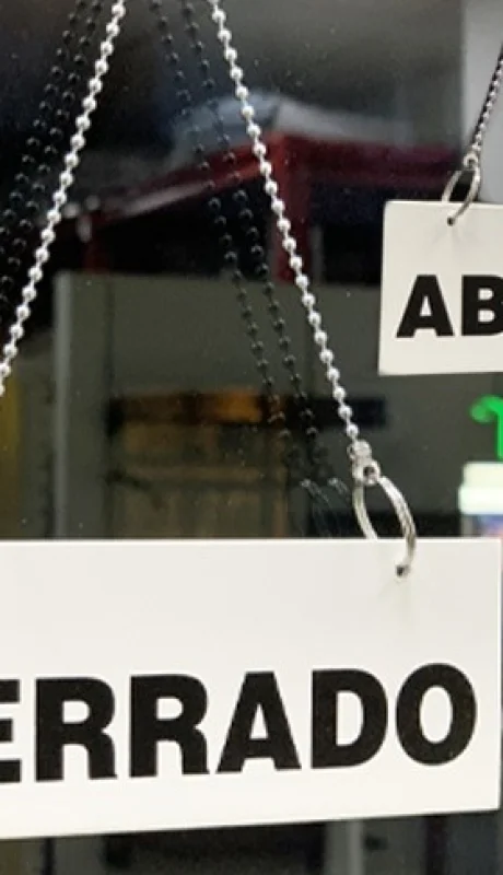 Los locales comerciales atenderán con horario reducido en Mendoza/