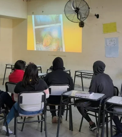 Alumnos de secundaria que adeuden hasta 5 materias tendrán una nueva oportunidad/