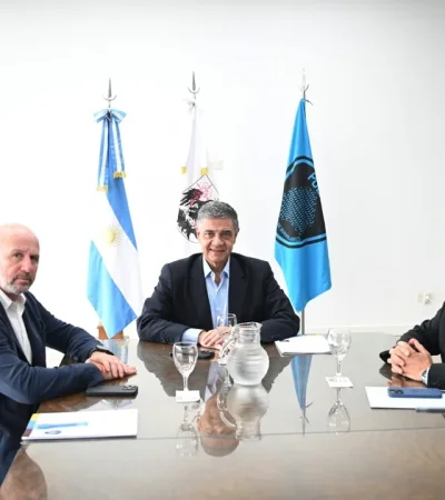 Jorge Macri junto al nuevo ministro de Seguridad, Horacio Giménez, y Waldo Wolff.