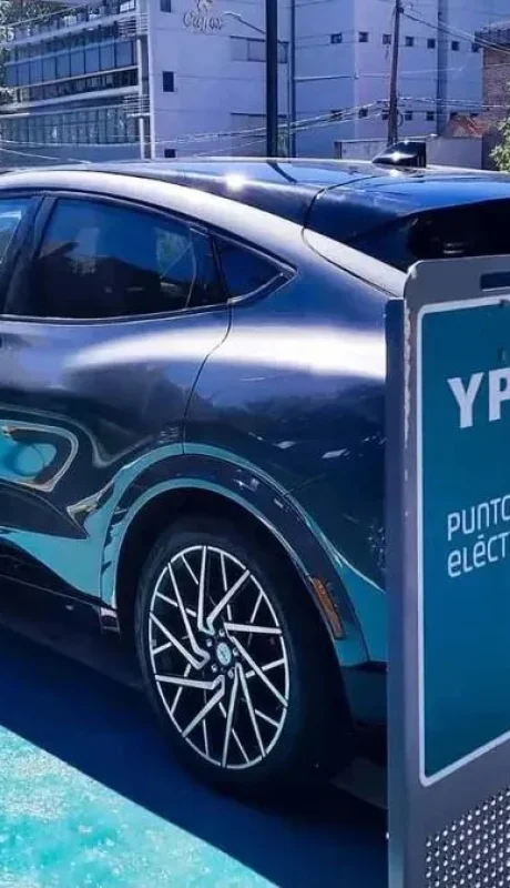 El Gobierno eliminó aranceles para la importación de autos eléctricos e híbridos/