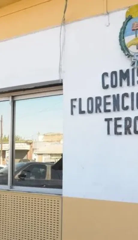 El preso que tomaba mate es un oficial, previamente condenado.