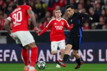 Barcelona se impuso en Portugal y con un hombre menos