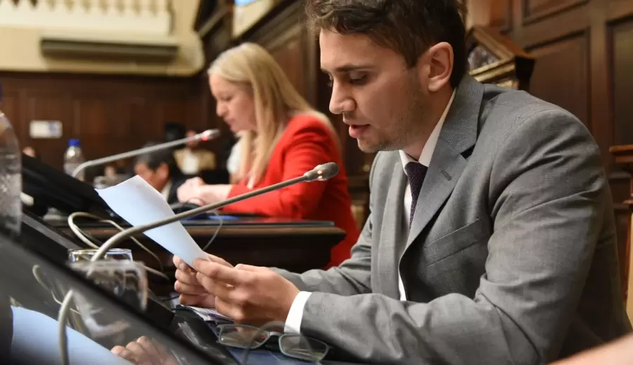Lucas Faure, secretario Legislativo del Senado provincial.