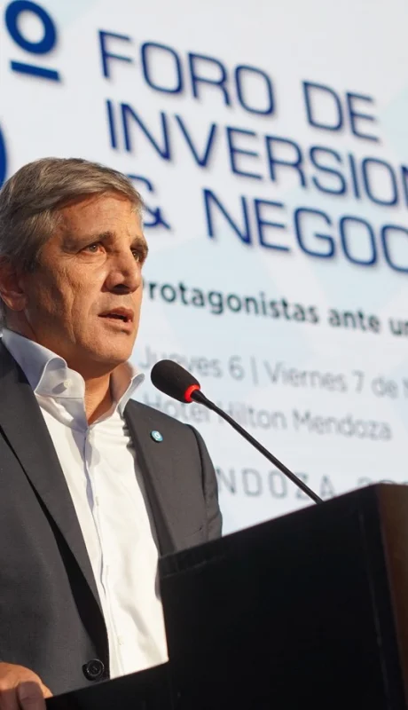 "Se habla mucho del 'milagro argentino', pero yo no estoy de acuerdo con eso. Si hacemos las cosas bien, las cosas salen bien" (L. Caputo)