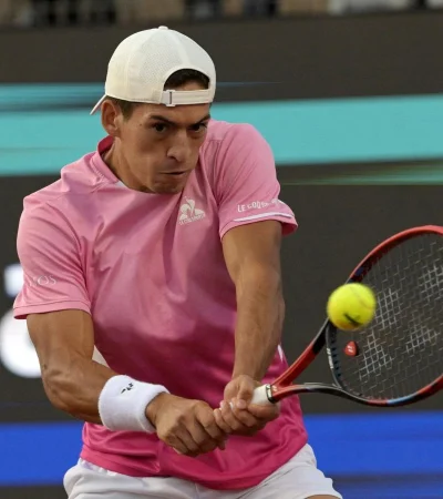 Sebastián Báez cayó en tres sets