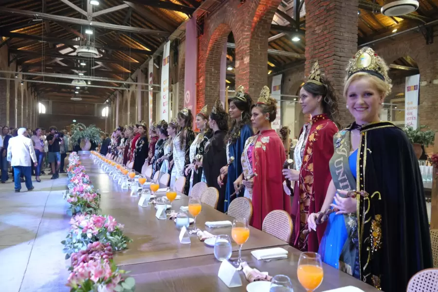 La décima edición de Desayuno Real se realizó en el Espacio Arizu.