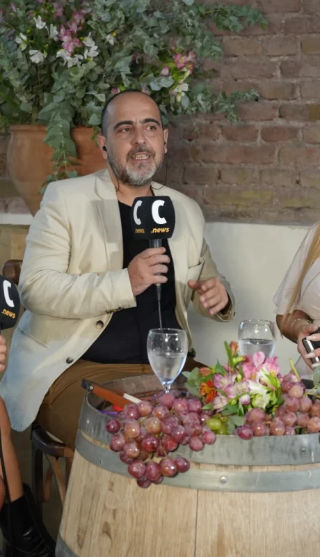 Lourdes Di Silvestri directora periodística de Grupo Cooperativa, junto a Emilia Iglesias y Gabriel Landart.