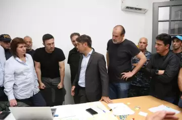 Tras el temporal en Bahía Blanca, Kicillof, Bullrich y Petri coordinan el operativo de emergencia