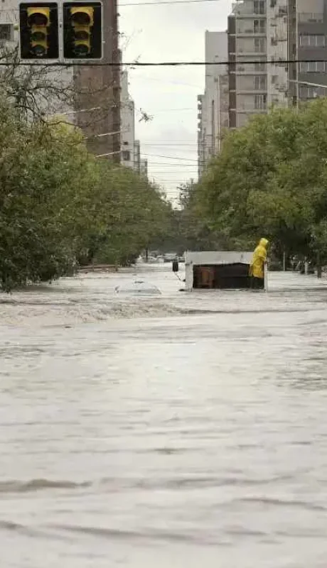 Inundación sin antecedentes recientes   /