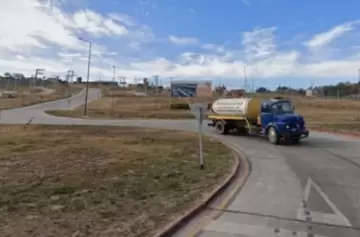 Discutió con su novia y murió tras ser embestido por un camión