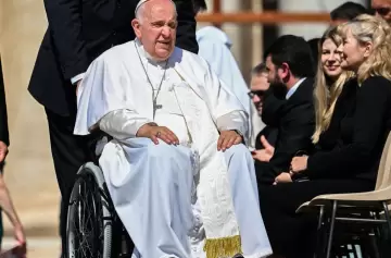 Francisco evoluciona: su estado de salud mejora, pero sigue bajo vigilancia