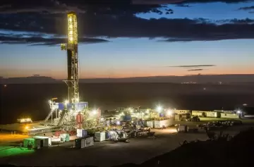 Buscan aumentar la producción petrolera de YPF en Vaca Muerta