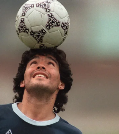Diego Maradona.
