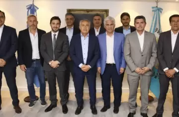 Afirman que la imagen negativa de la política ha ido creciendo en el país