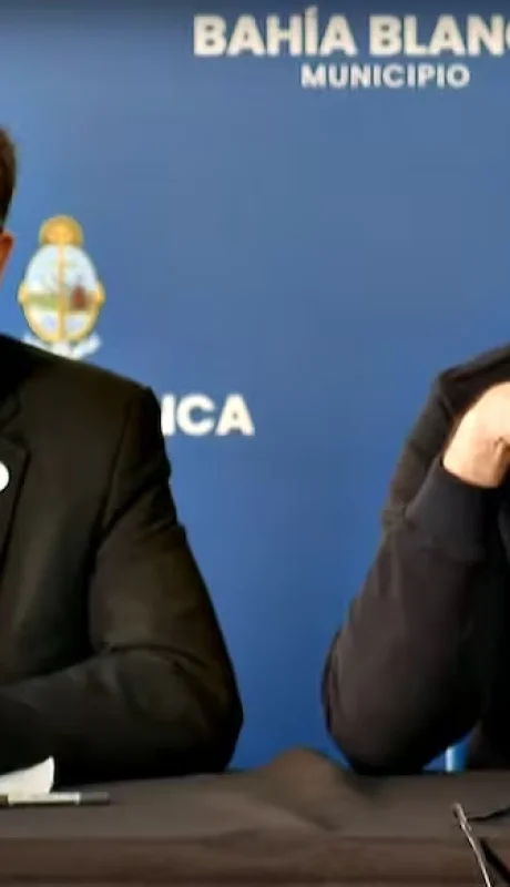 Kicillof con el intendente Susbielles