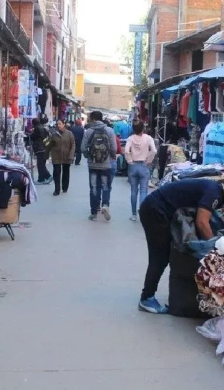 En Bolivia se consiguen los productos entre un 30 y 75% más barato que en Argentina.