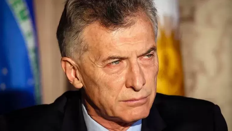 "El decreto no ayuda a generar confianza, y demuestra una gran debilidad institucional" (M. Macri)