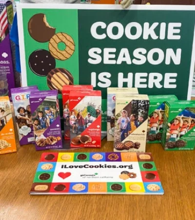 La reconocida organización de formación de niñas y adolescentes vive una tormenta de fuertes cuestionamientos.