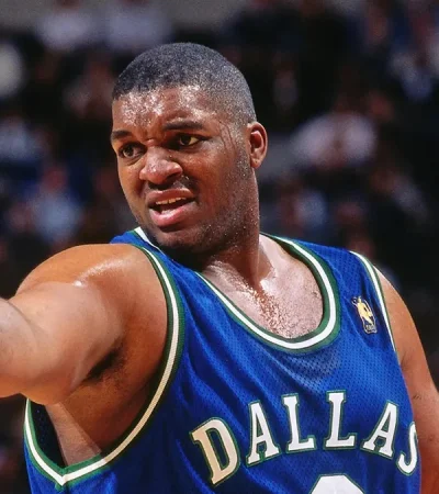 Oliver Miller dejó su huella en la NBA.