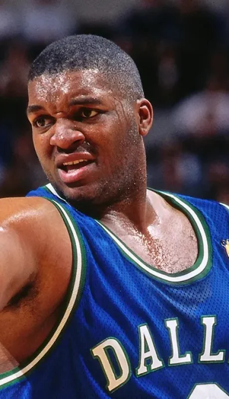 Oliver Miller dejó su huella en la NBA.