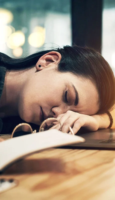 No es pereza ni flojera: la alarmante verdad sobre tu agotamiento extremo