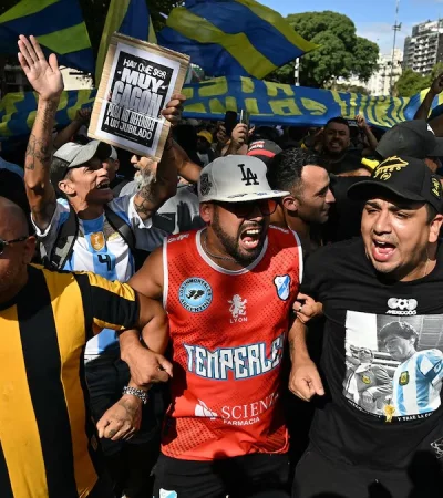 El Gobierno endurece penas contra barras bravas y dirigentes que los financien