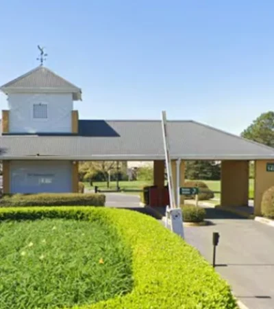 El ingreso al barrio donde se produjo la tragedia/