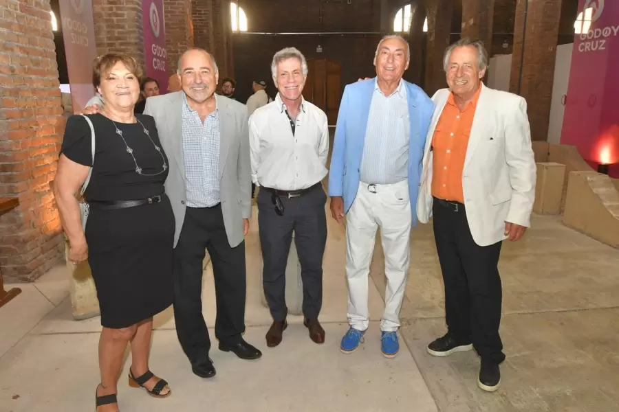 Gloriam Magnaghi, Loconte, Ariel Palumbo