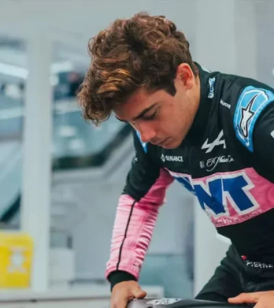 Colapinto subiendo a su Alpine