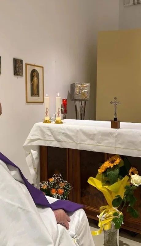 El Papa Francisco celebró una misa en el hospital/