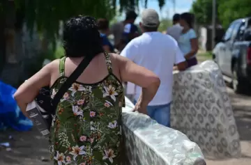 Bahía Blanca suspende clases y colectivos este lunes por alerta de nuevas tormentas