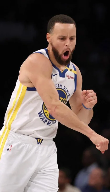 Curry y sus Warriors buscan un nuevo anillo
