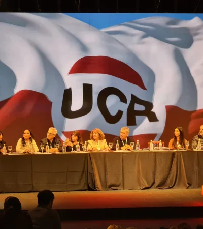 La convención fija las políticas del partido