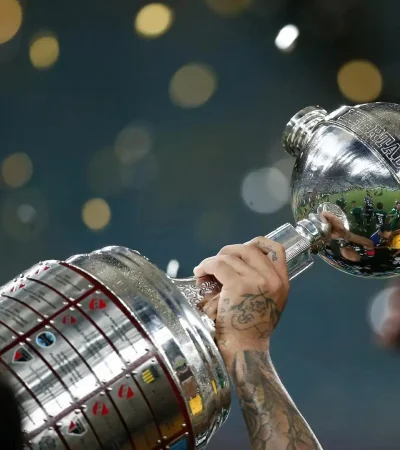La Gloria Eterna. ¿Quién se quedará con la copa este año?