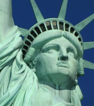La Estatua de la Libertad fue un regalo de Francia a EEUU en 1886.