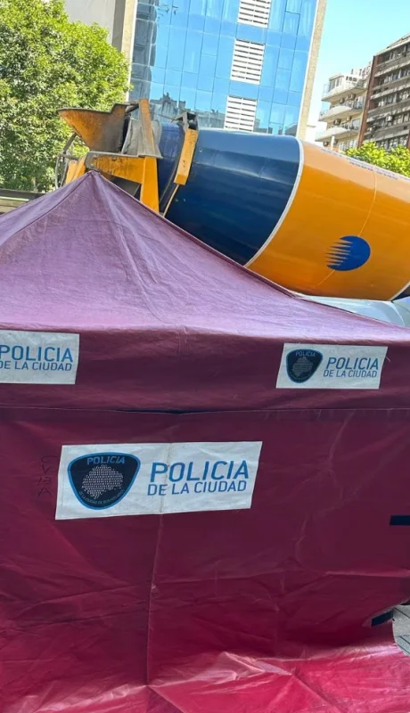 Macabro hallazgo: hallan el cuerpo de un bebé en un contenedor de basura