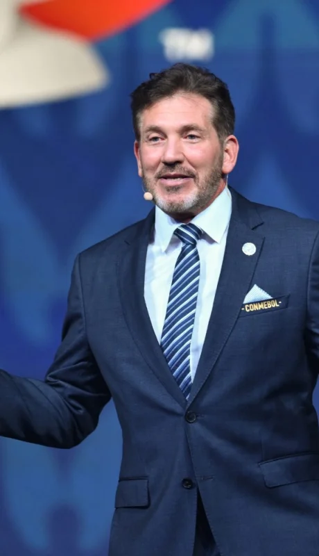 Alejandro Domínguez derrapó.