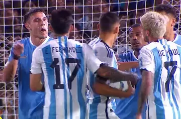 Juan Ugarte y De Paul vuelven a verse las caras, luego del desubicado gesto que vincula a Messi