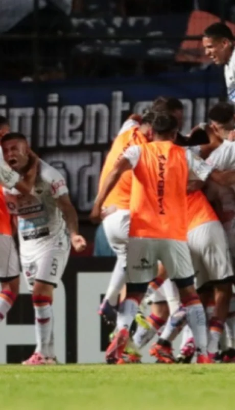 Armenio eliminó a Talleres por penales