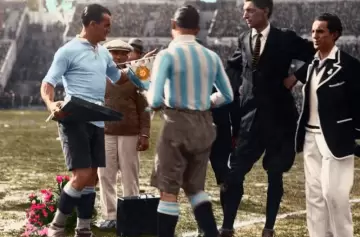 Uruguay vs. Argentina: la final del mundo que se jugó con dos pelotas