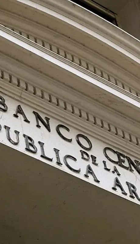 Racha imparable: el Banco Central cumplió 14 días comprando dólares y ya mira de cerca los US$ 46.000 millones