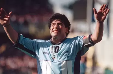 Los médicos: "No había aparatología suficiente para atender a Maradona"